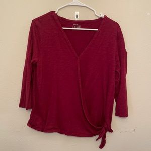 Eddie Bauer 3/4 sleeve shirt. Wrap around.